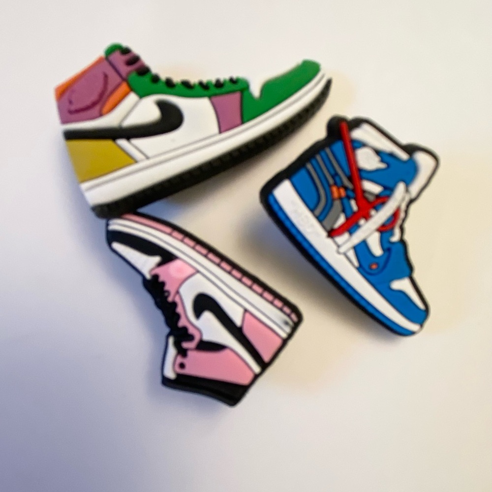 NEW! Croc fashion rubber charms, getting all 3 pieces